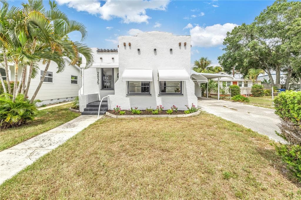 2835 18TH AVENUE N ST PETERSBURG, FL 33713