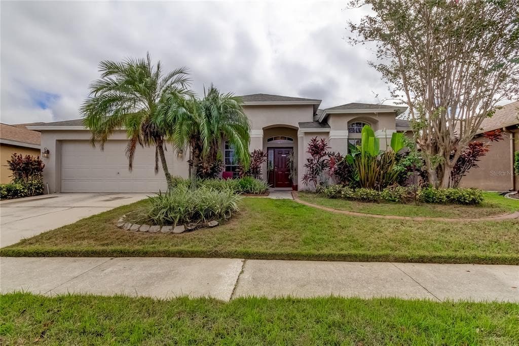 521 TUSCANNY PARK LOOP BRANDON, FL 33511
