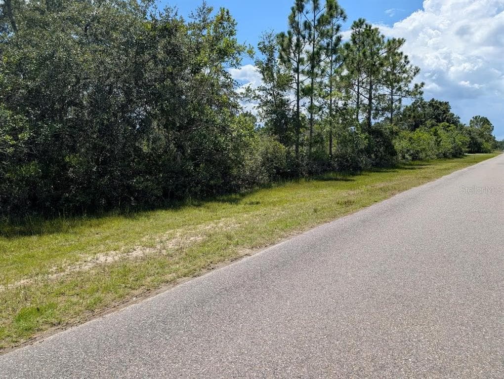 709 POINCIANA DRIVE INDIAN LAKE ESTATES, FL 33855
