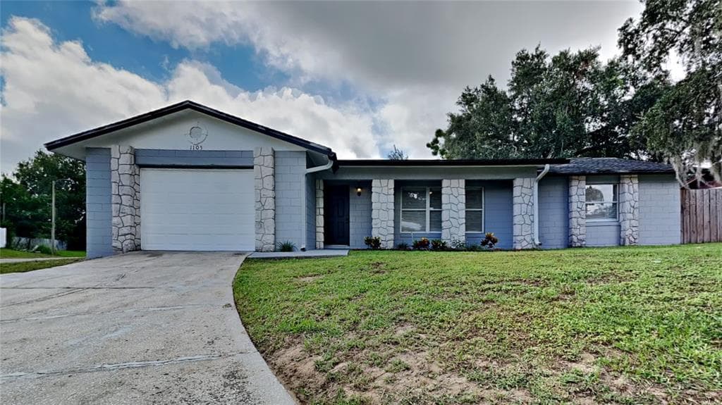 1105 OAKWOOD LANE OCOEE, FL 34761