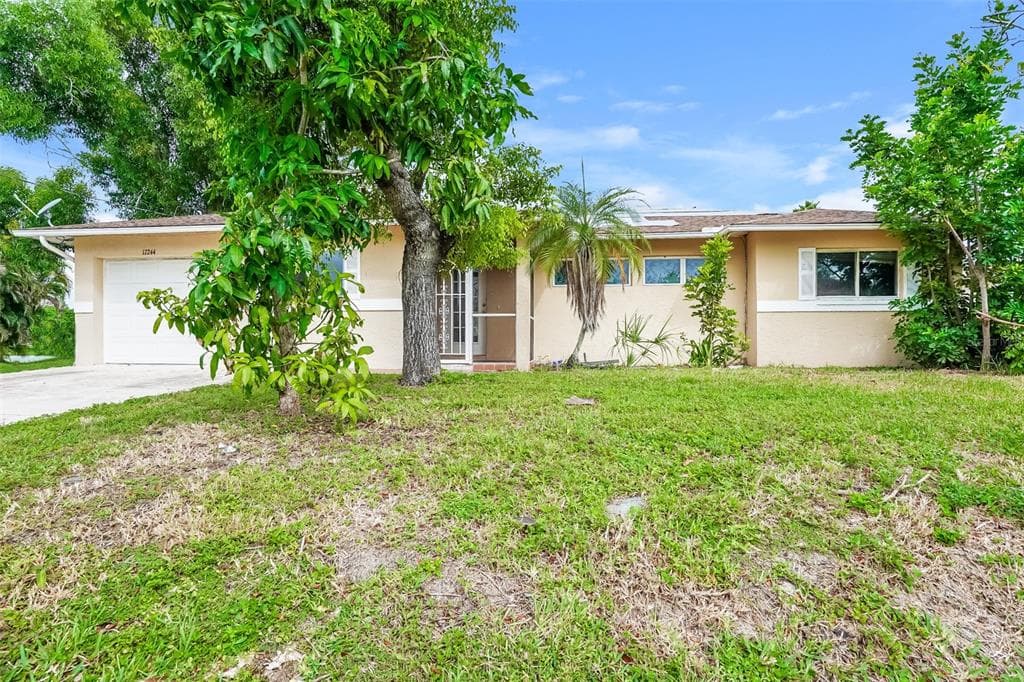 17244 PLANTATION DRIVE FORT MYERS, FL 33967