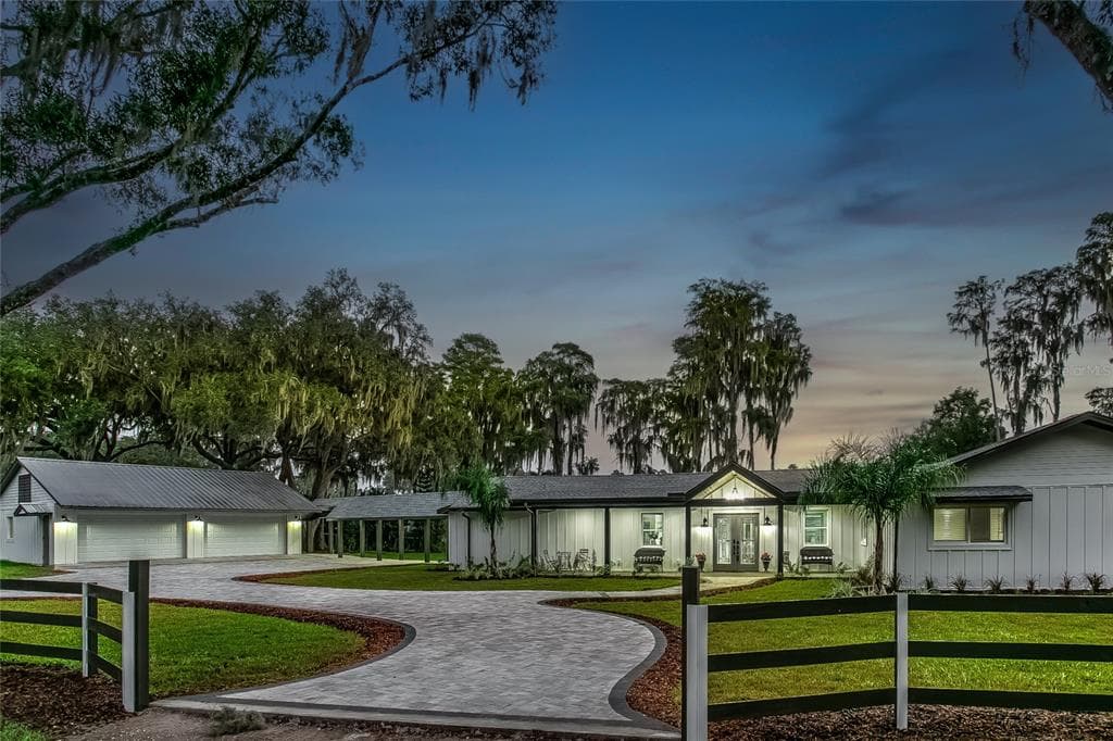 12201 GARDEN LAKE CIRCLE