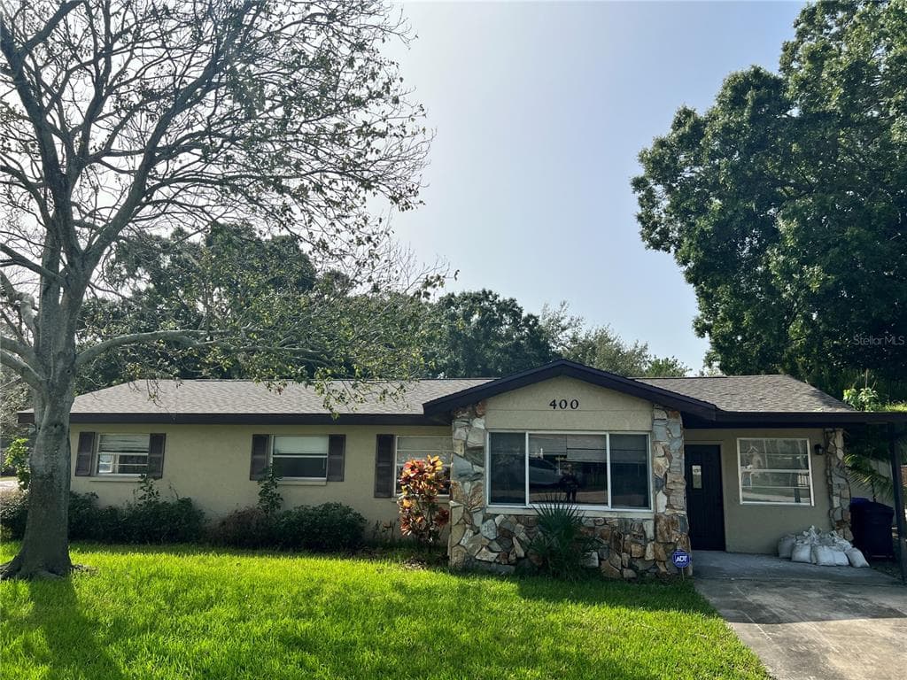 400 83RD AVENUE NE ST PETERSBURG, FL 33702