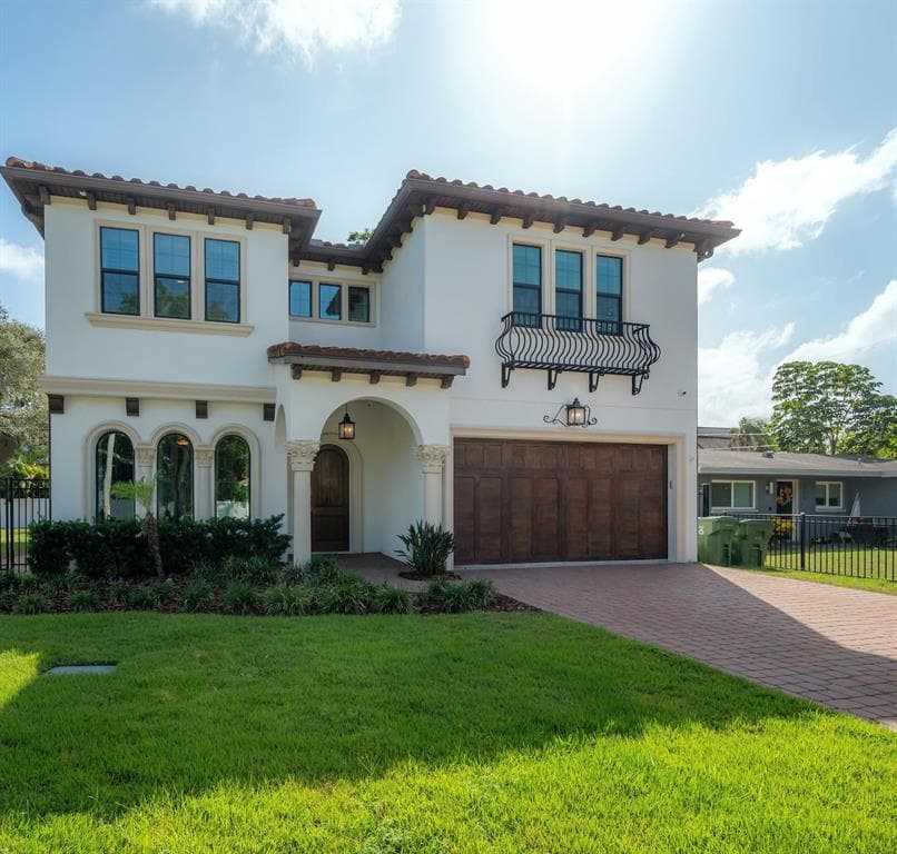 3906 GREENWOOD DRIVE TAMPA, FL 33611