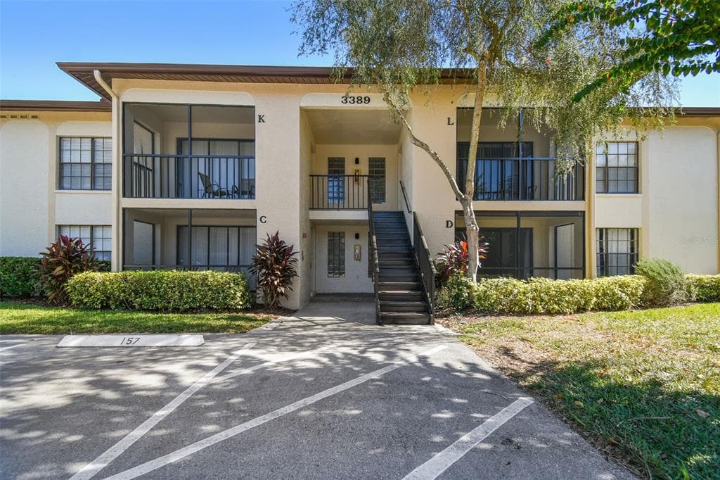 3389 CRYSTAL COURT E UNIT D PALM HARBOR, FL 34685