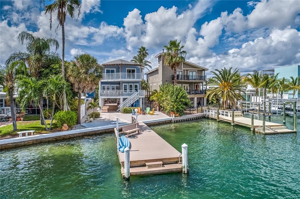 143 88TH AVENUE TREASURE ISLAND, FL 33706