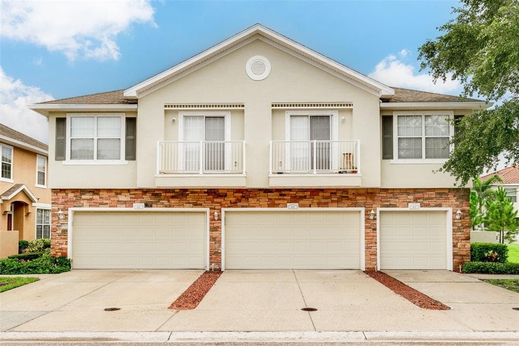 605 52ND AVENUE N ST PETERSBURG, FL 33703
