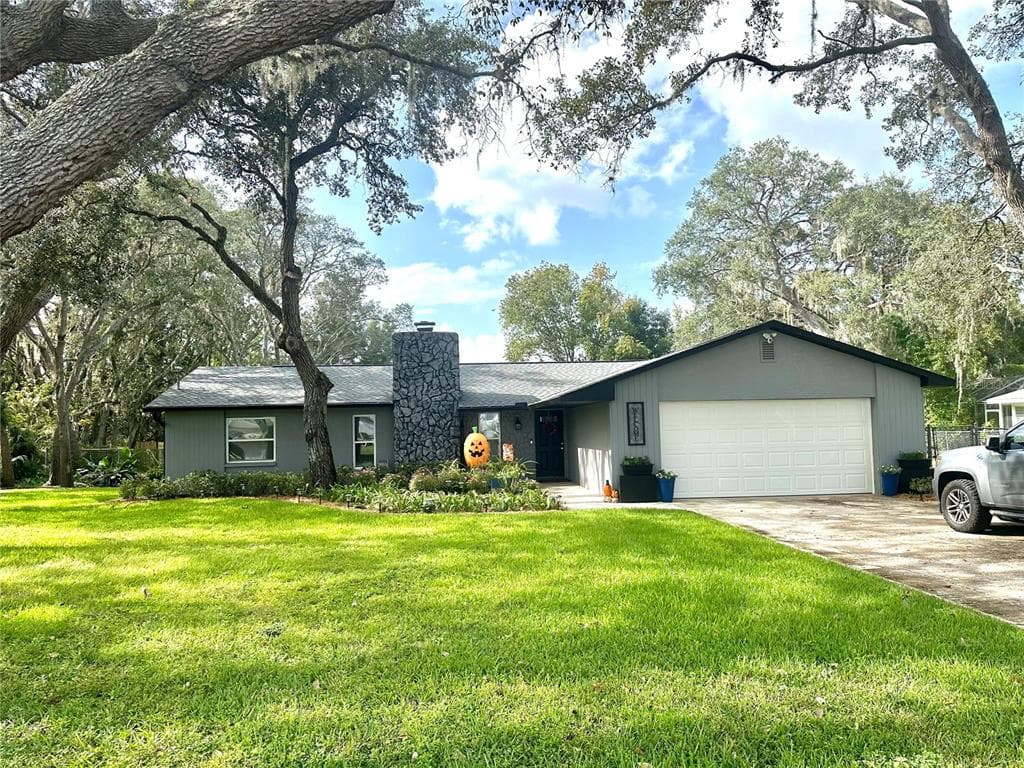 421 WATERFALL DRIVE