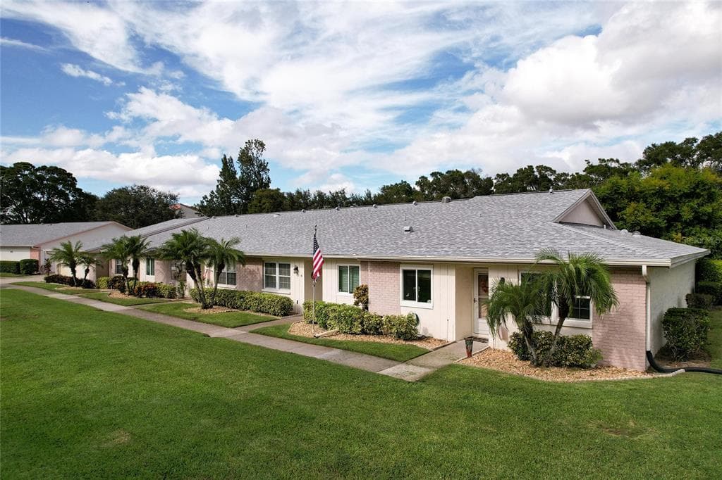 3410 STONEHAVEN COURT E UNIT C PALM HARBOR, FL 34684