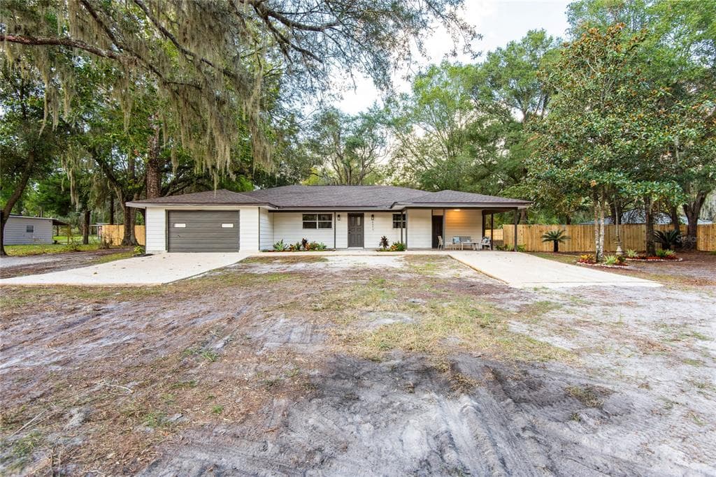 8045 E WINDSONG STREET FLORAL CITY, FL 34436