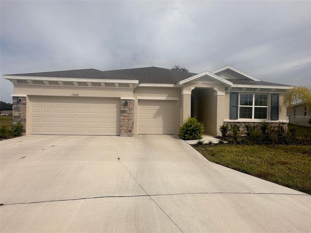 13868 WHISKEY DAISY DR DADE CITY, FL 33525