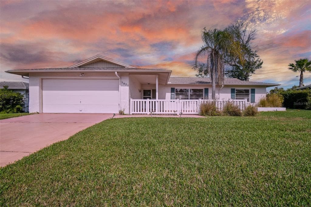 5821 CHAPMAN DRIVE NEW PORT RICHEY, FL 34652