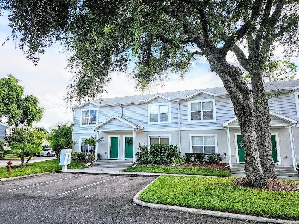 5503 67TH AVENUE N UNIT 12 PINELLAS PARK, FL 33781