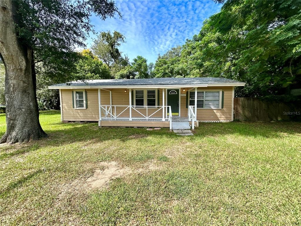2507 LENNA AVENUE SEFFNER, FL 33584
