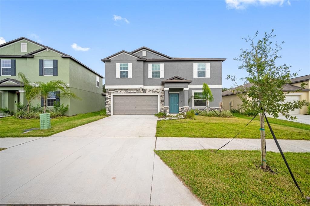 9834 BRANCHING SHIP TRACE WESLEY CHAPEL, FL 33545