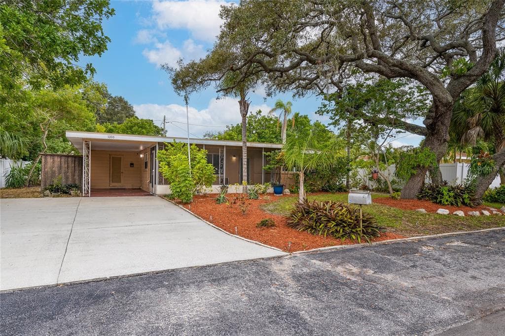 10810 49TH AVENUE N ST PETERSBURG, FL 33708