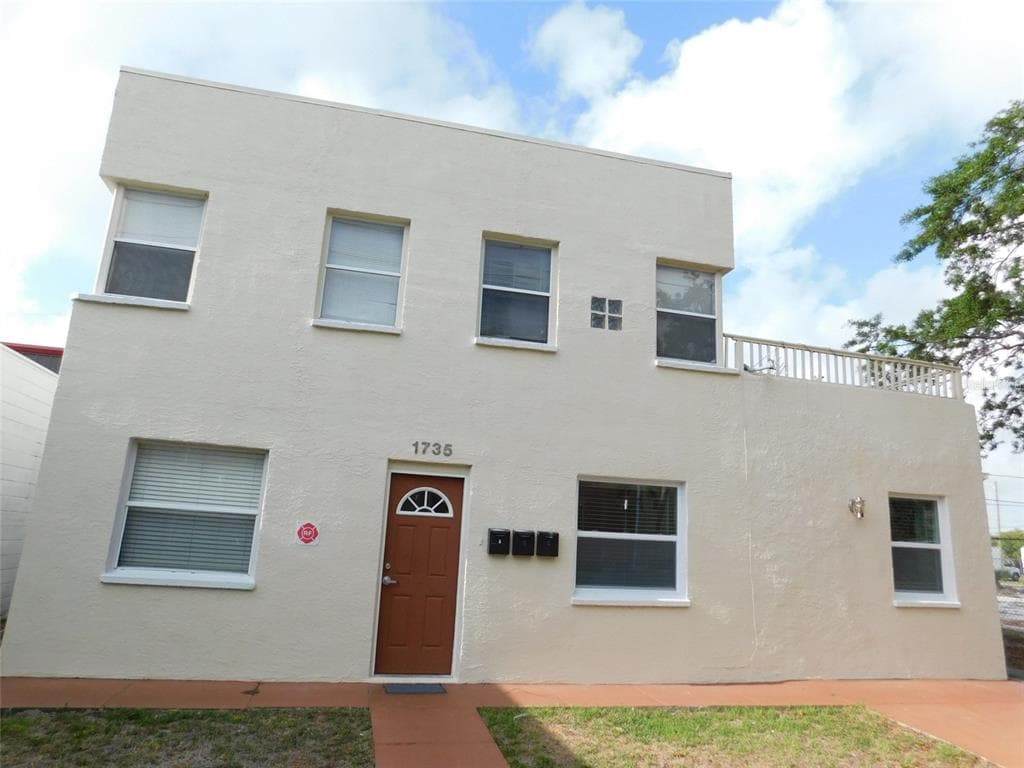 1735 1ST AVENUE S ST PETERSBURG, FL 33712