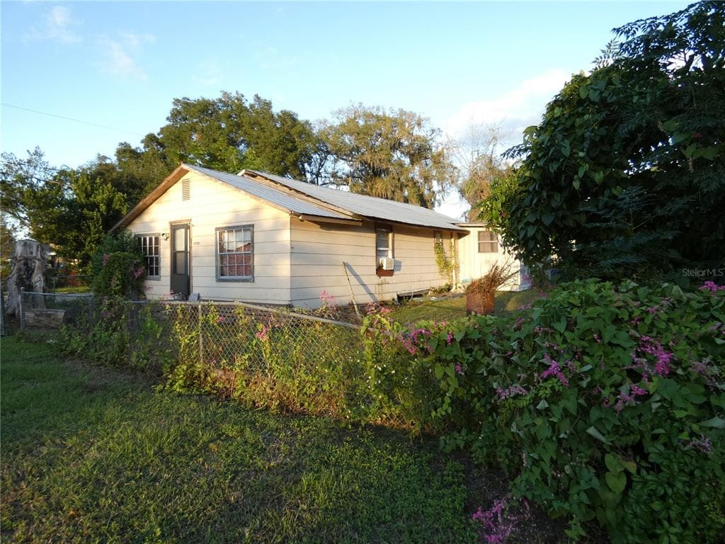 14900 MEREDITH STREET DADE CITY, FL 33523