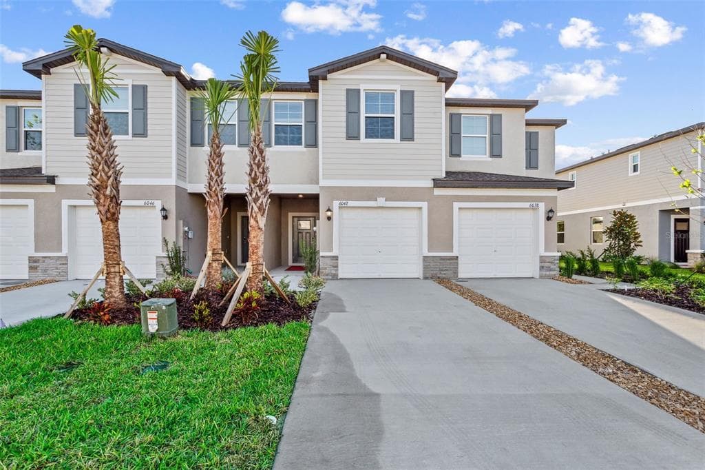 6042 SHINER STREET LAND O LAKES, FL 34638