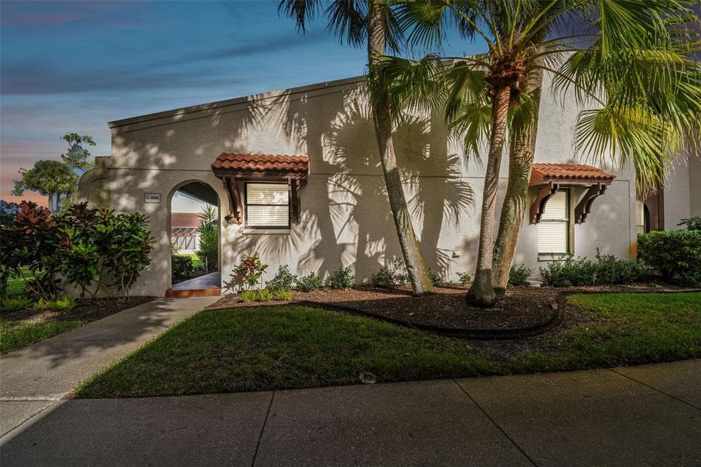 3505 TARPON WOODS BOULEVARD UNIT L406 PALM HARBOR, FL 34685