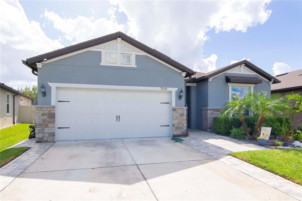 7541 YALE HARBOR DRIVE WESLEY CHAPEL, FL 33545
