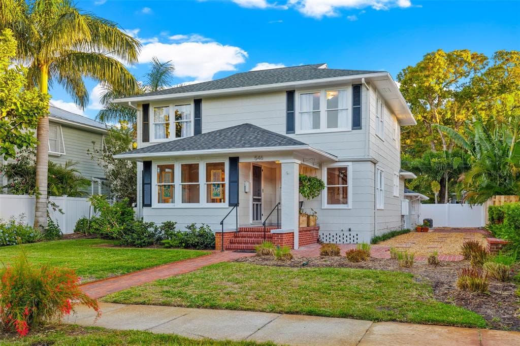 546 15TH AVENUE NE ST PETERSBURG, FL 33704