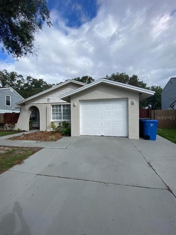 4903 TRASKWOOD COURT TAMPA, FL 33624