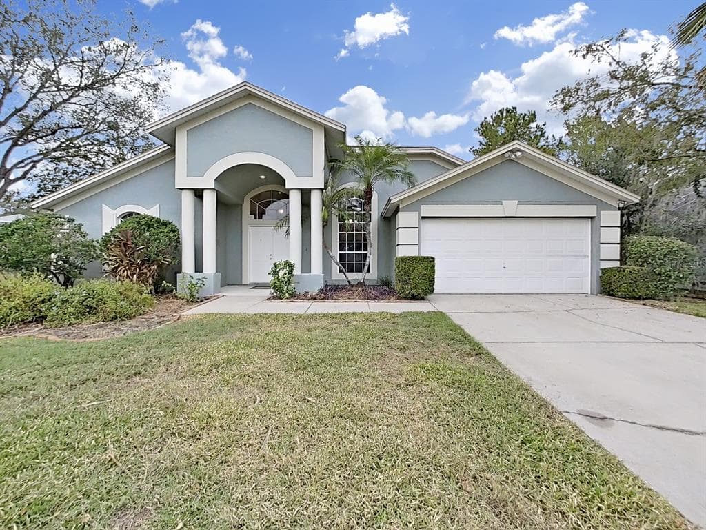 2010 ALAFIA OAKS DRIVE