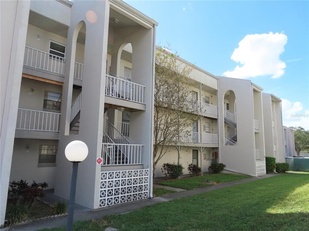 2625 STATE ROAD 590 UNIT 1922 CLEARWATER, FL 33759