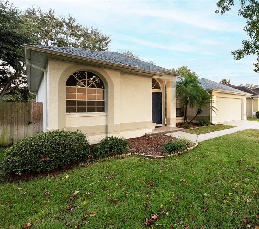16611 MEADOW GROVE STREET TAMPA, FL 33624