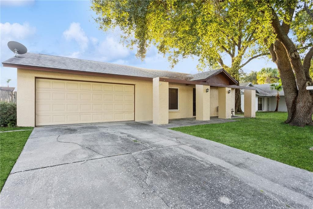 11020 ASHBOURNE CIRCLE
