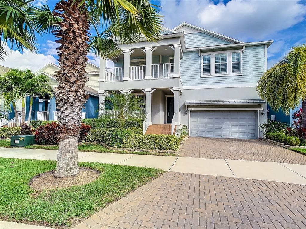 907 SEAGRAPE DRIVE