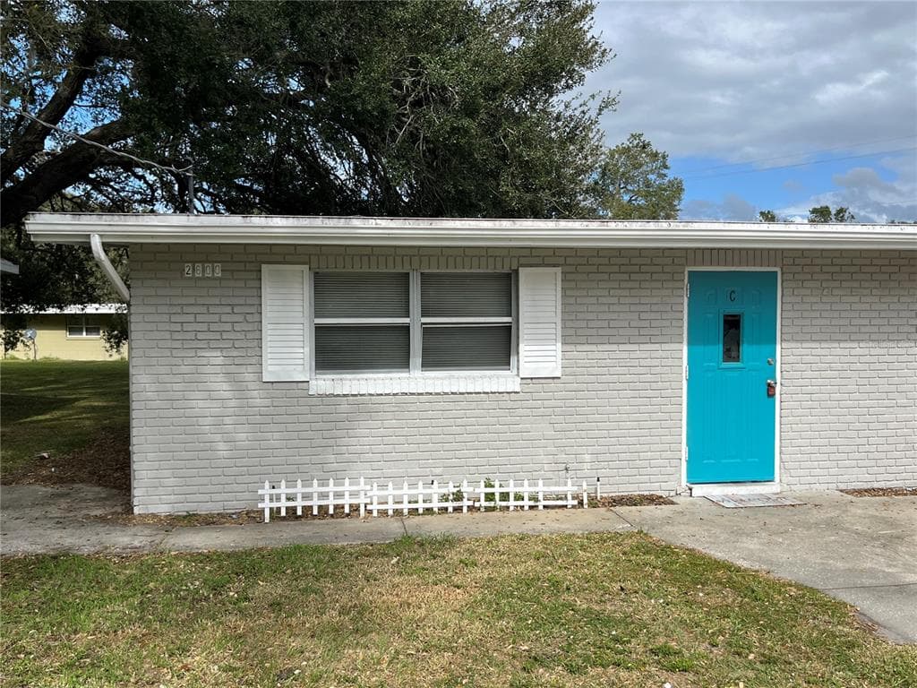 2600 TRINITY CIRCLE NW UNIT C WINTER HAVEN, FL 33881