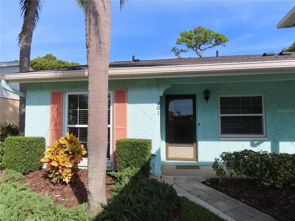 2465 NORTHSIDE DRIVE UNIT 501 CLEARWATER, FL 33761