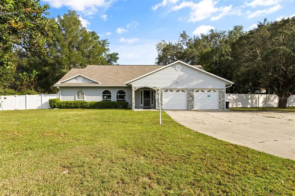 4035 S GATE POINT HOMOSASSA, FL 34446