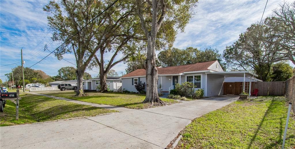 4710 W PRICE AVENUE TAMPA, FL 33611