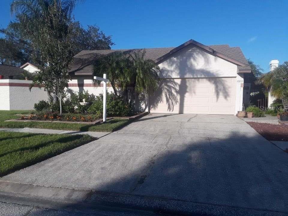 10810 VENICE CIRCLE TAMPA, FL 33635