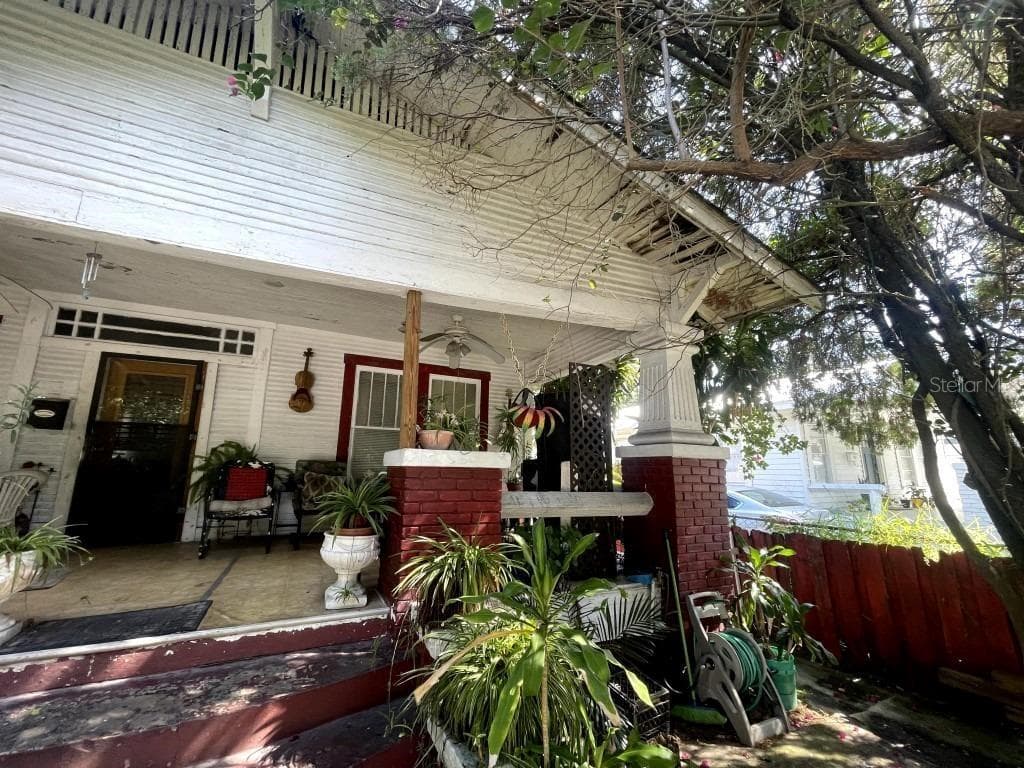 2921 N 11TH STREET TAMPA, FL 33605