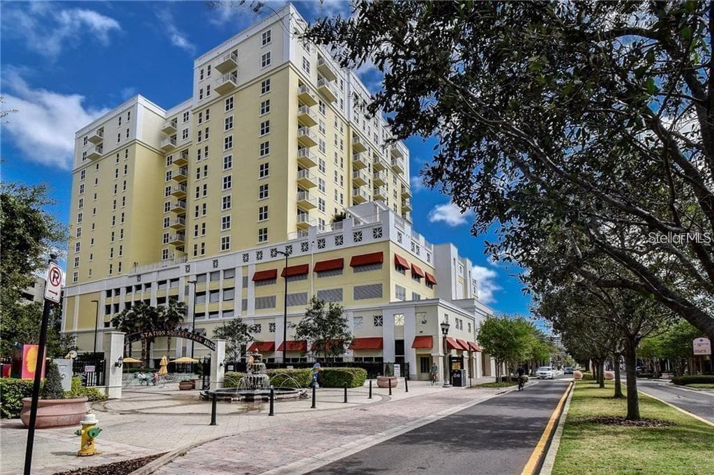 628 CLEVELAND STREET UNIT 911 CLEARWATER, FL 33755