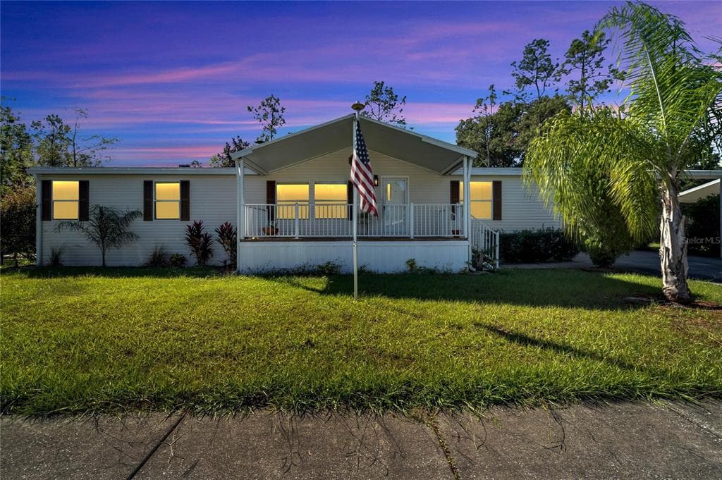9909 HIGH MEADOW AVENUE THONOTOSASSA, FL 33592