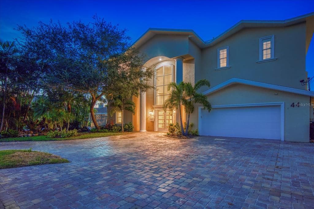 44 SUNSET BAY DRIVE BELLEAIR, FL 33756