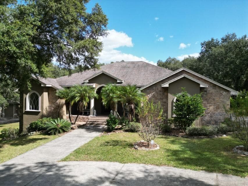 37515 SKY RIDGE CIRCLE DADE CITY, FL 33525