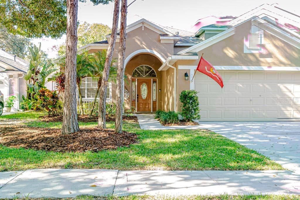 5905 FALCONSIDE ROAD LITHIA, FL 33547
