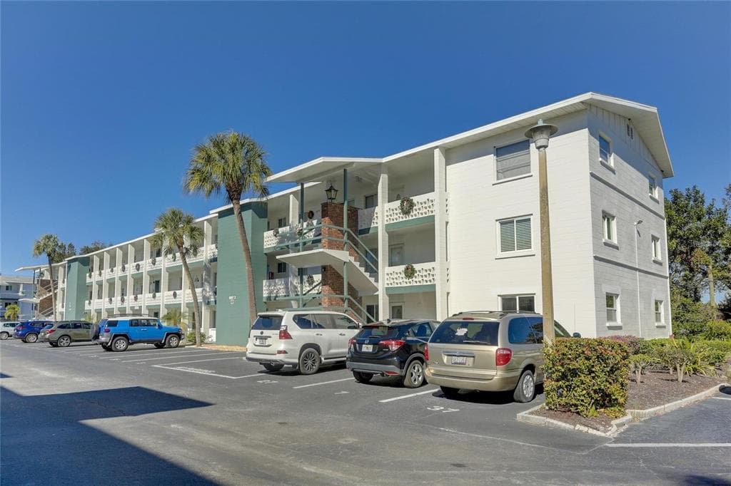 1843 RESTFUL DRIVE UNIT L7 BRADENTON, FL 34207