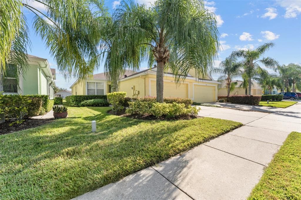 11430 CAPTIVA KAY DRIVE RIVERVIEW, FL 33569