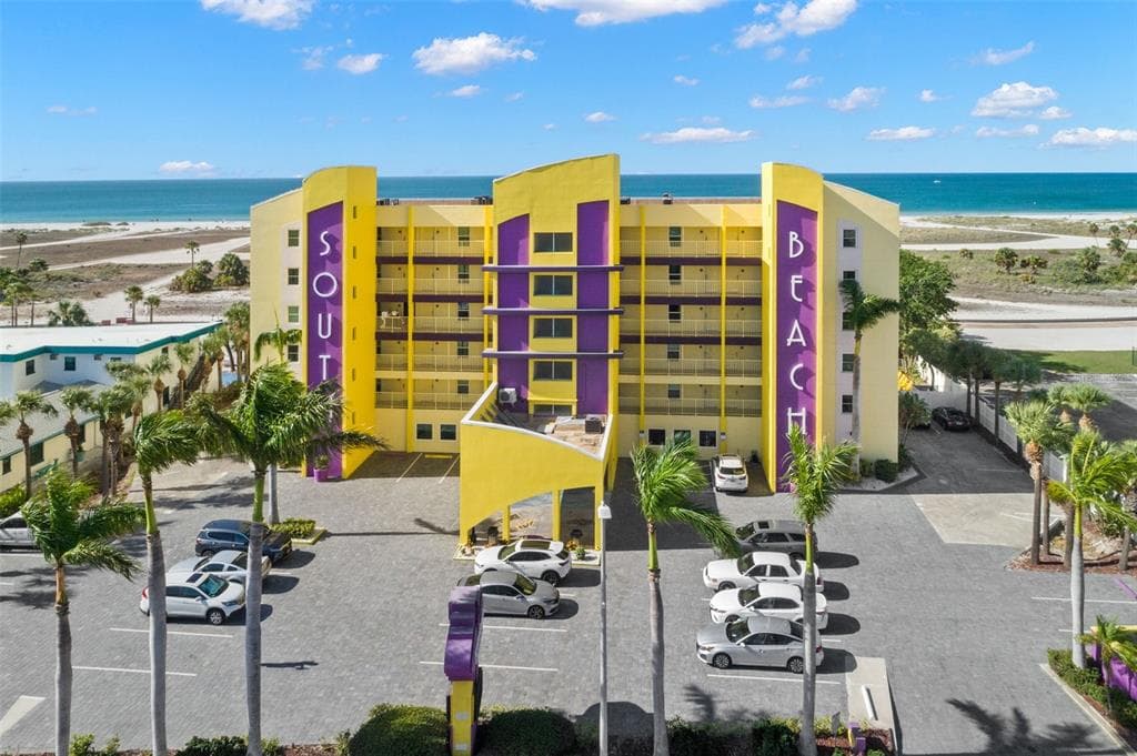 11360 GULF BOULEVARD UNIT 606 TREASURE ISLAND, FL 33706