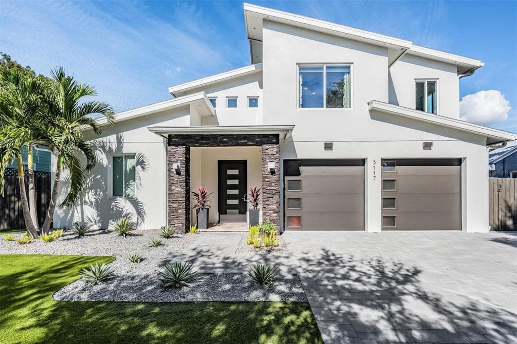 3117 W EL PRADO BOULEVARD TAMPA, FL 33629