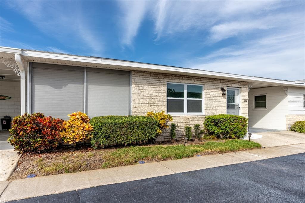12400 PARK BOULEVARD UNIT 309 SEMINOLE, FL 33772