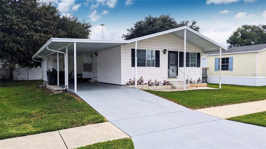 3830 JULIE DRIVE WESLEY CHAPEL, FL 33543