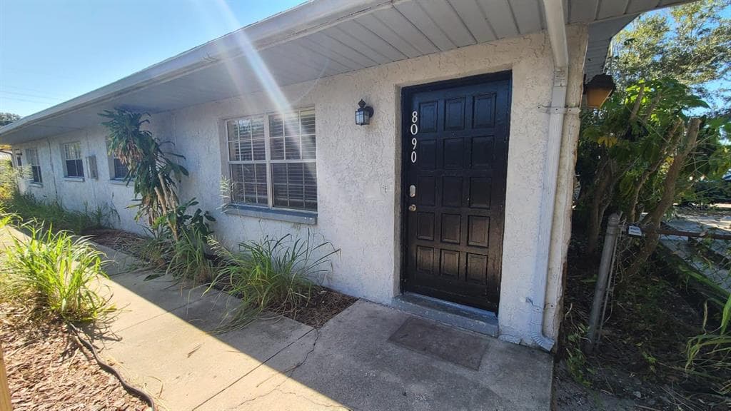 8090 50TH AVENUE N ST PETERSBURG, FL 33709